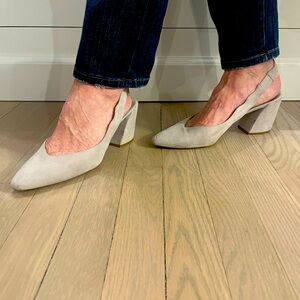 CHLOE elephant grey suede leather scallop slingback heels